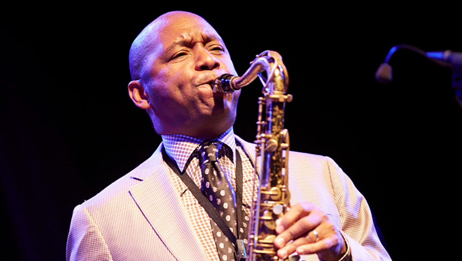 UN AMERICÀ A PARÍS