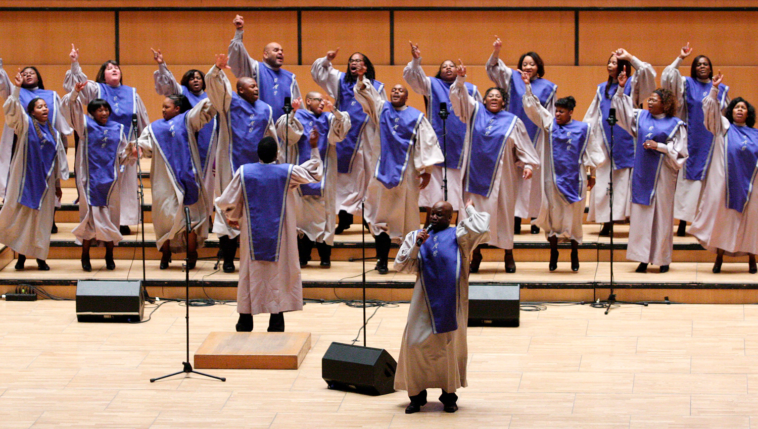 CHICAGO MASS CHOIR