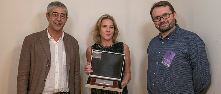 DIANA KRALL RECIBE LA MEDALLA DE ORO DEL FESTIVAL INTERNACIONAL DE JAZZ DE BARCELONA