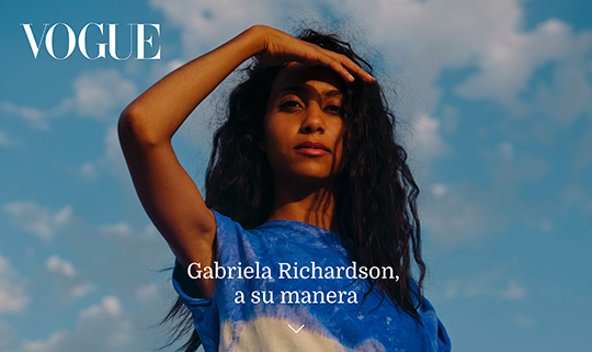 GABRIELA RICHARDSON PROTAGONITZA LA PORTADA DEL PORTAL WEB VOGUE SPAIN