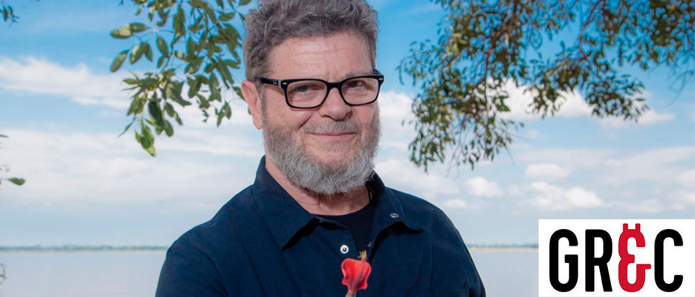 GUSTAVO SANTAOLALLA