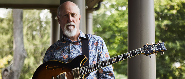 JOHN SCOFIELD COMBO 66