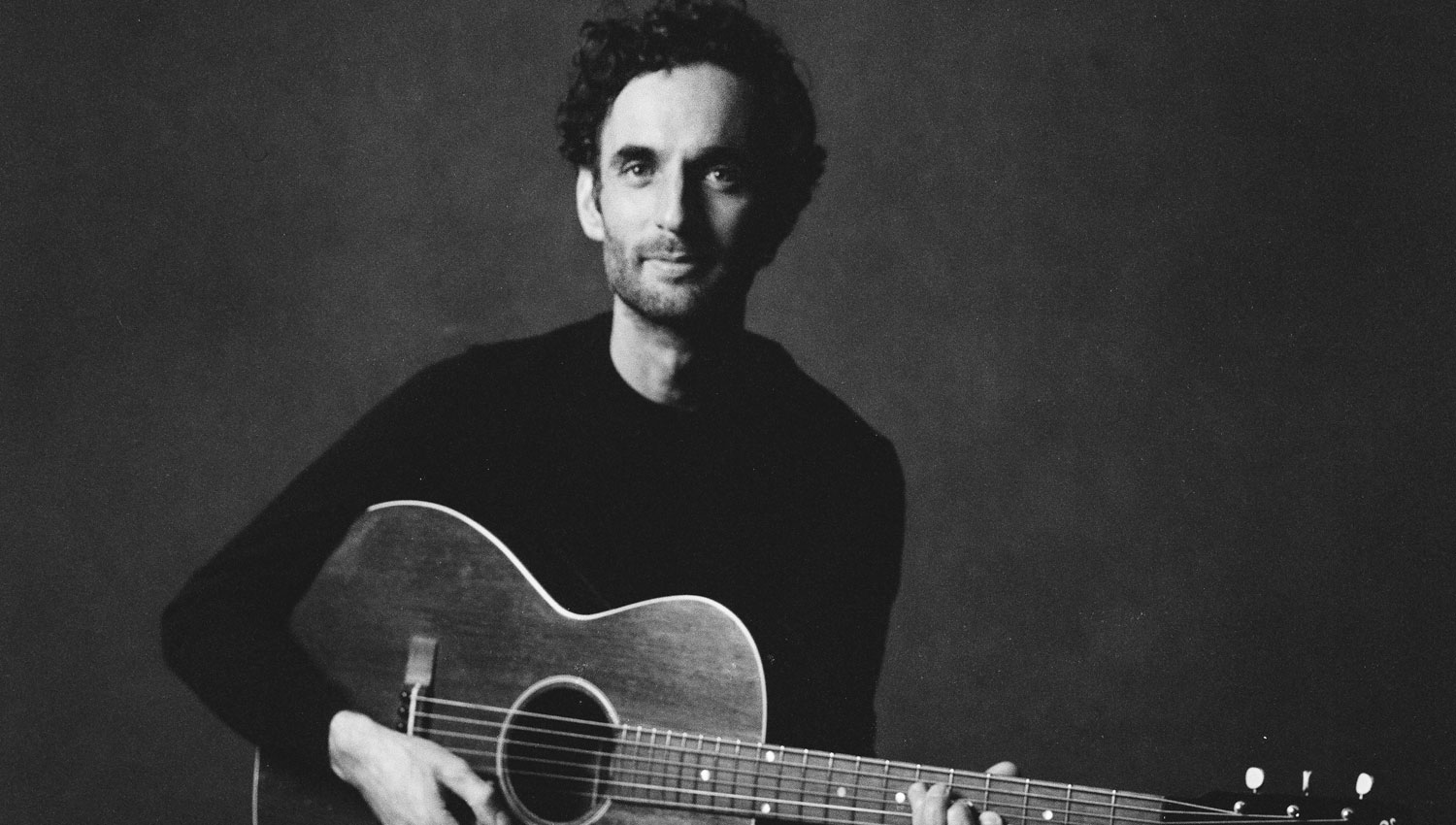 JULIAN LAGE