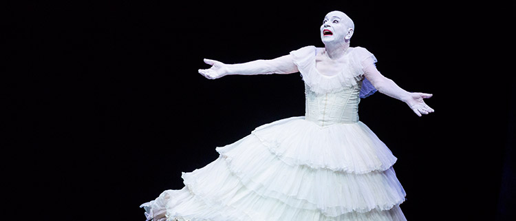 LINDSAY KEMP