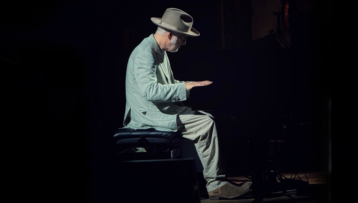 LUDOVICO EINAUDI