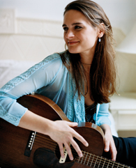 MADELEINE PEYROUX