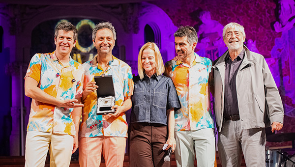 Els Amics de les Arts reben la Pua d’Or del Banco Mediolanum Guitar Bcn 2026