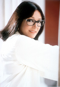 NANA MOUSKOURI