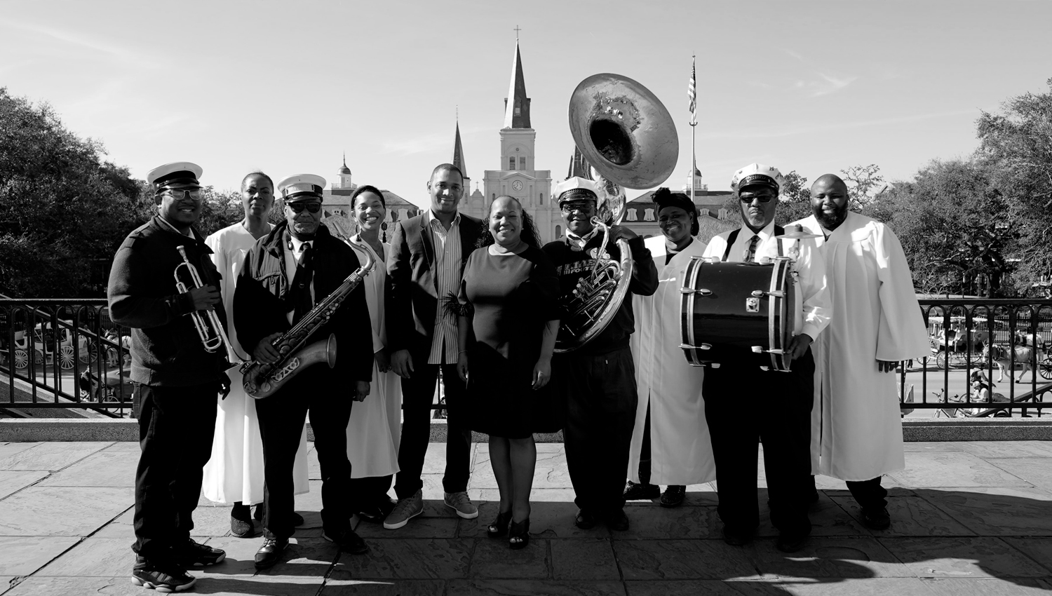 THE NEW ORLEANS GOSPEL CHOIR