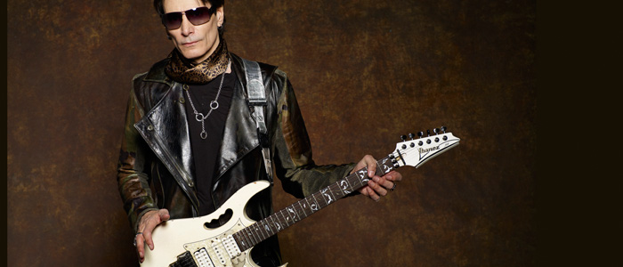 STEVE VAI