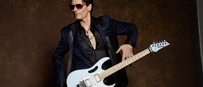 STEVE VAI