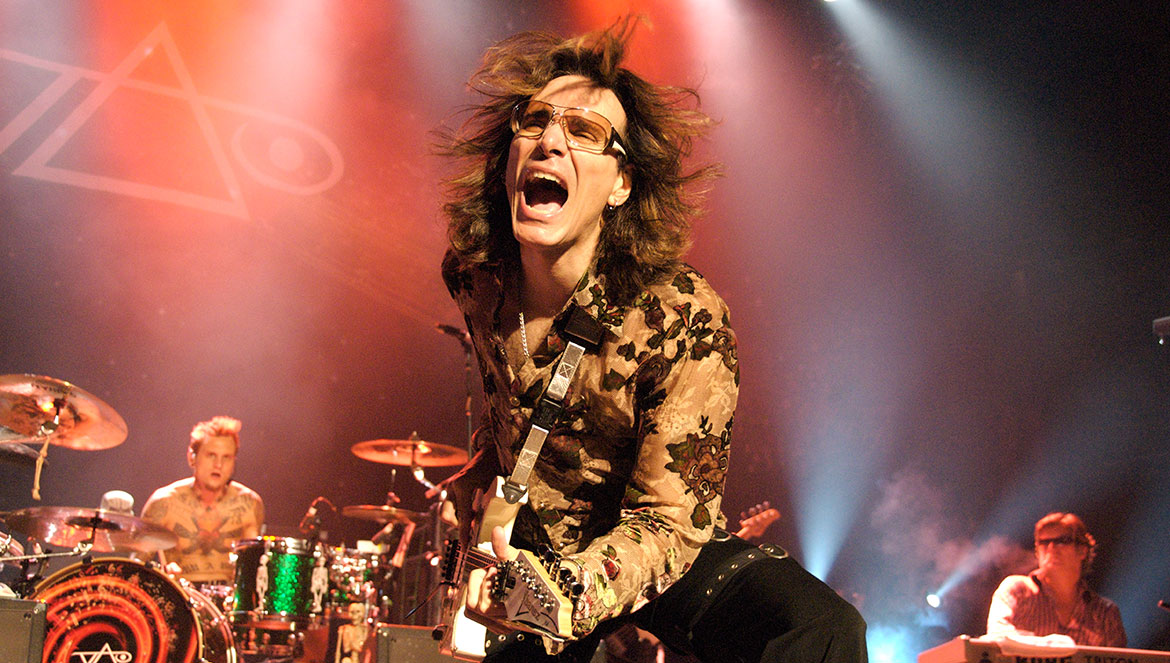 STEVE VAI